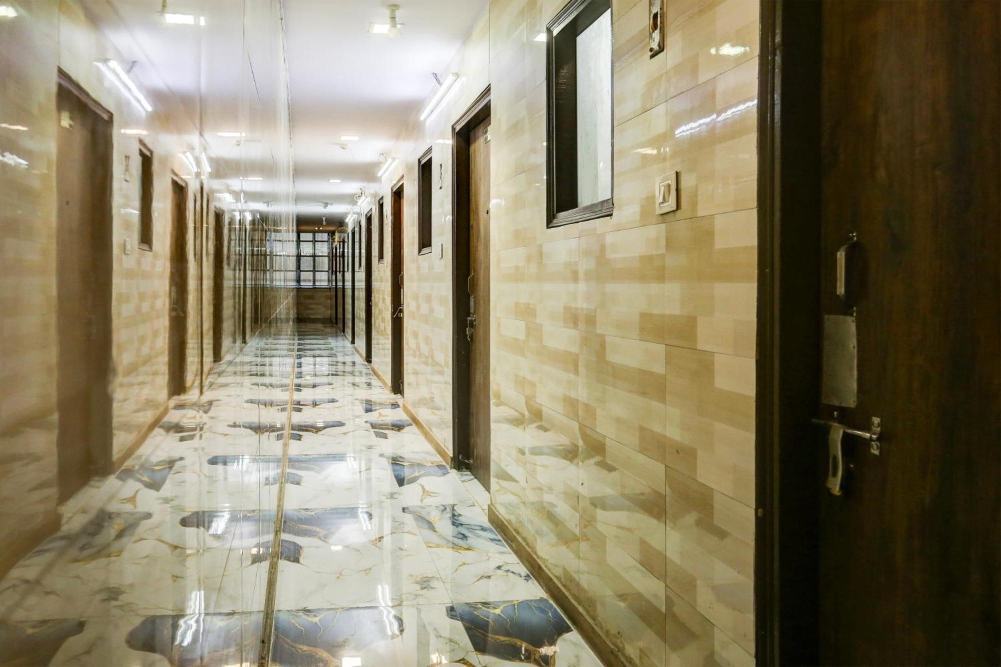 โอโย 62660 โฮเต็ล พาร์ค วิว Hotel เดลี ภายนอก รูปภาพ