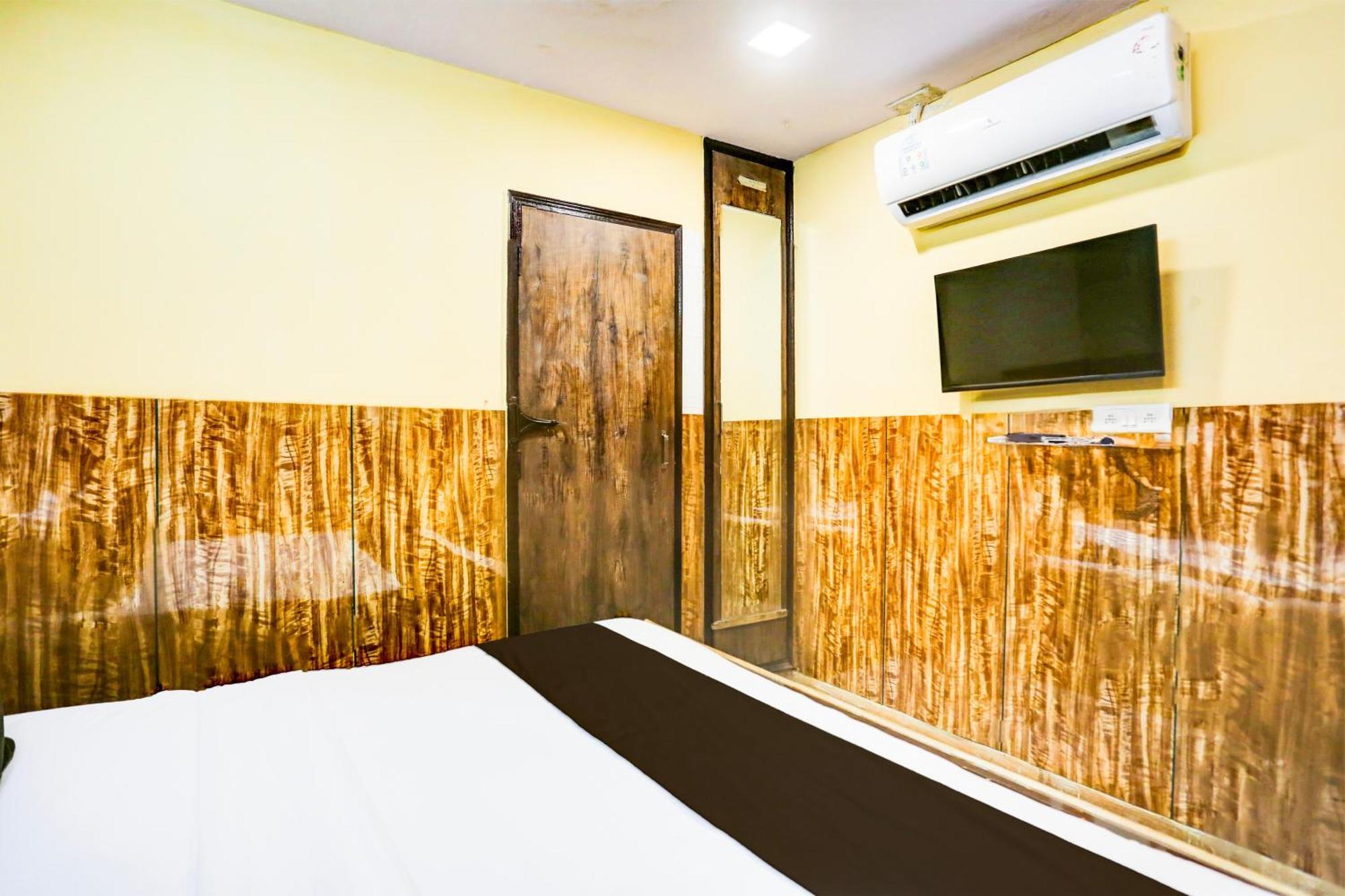 โอโย 62660 โฮเต็ล พาร์ค วิว Hotel เดลี ภายนอก รูปภาพ